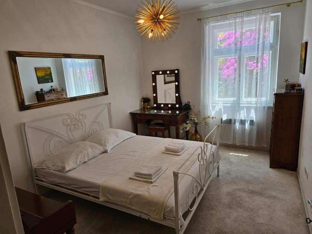 Db Interiors Apartment Split Bagian luar foto